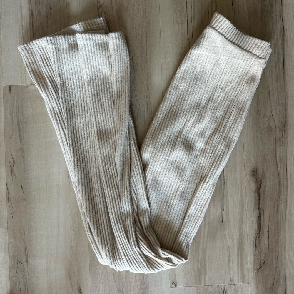 Zara Flare Ribbed Pant